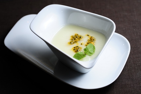 Летние блюда из дыни: ТОП-5 рецептов