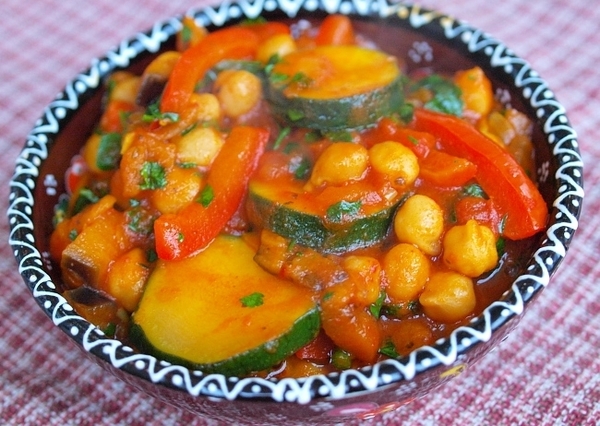 Рагу из баклажанов: ТОП-5 рецептов