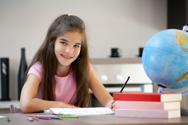 Рабочее место школьника: Как его правильно организовать