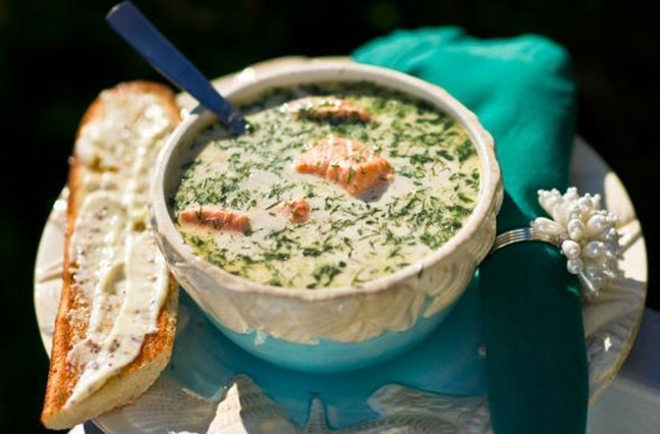 Как приготовить рыбный суп (ВИДЕО)