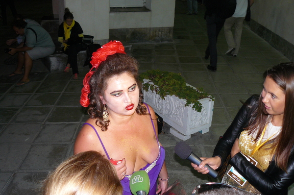 В Ялту приехала самопровозглашенная "жена" Киркорова