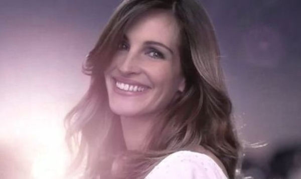 Джулия Робертс в рекламе нового аромата от Lancome