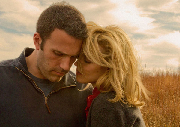 На Венецианском фестивале освистали фильм с Аффлеком и Куриленко