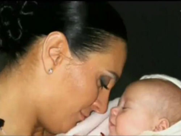 Елена Ваенга показала сына