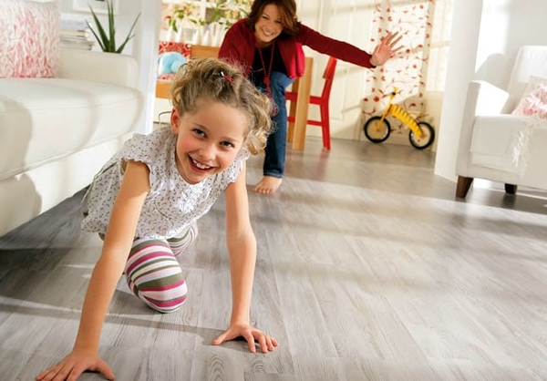 Какой линолеум и ламинат токсичен? (ВИДЕО)