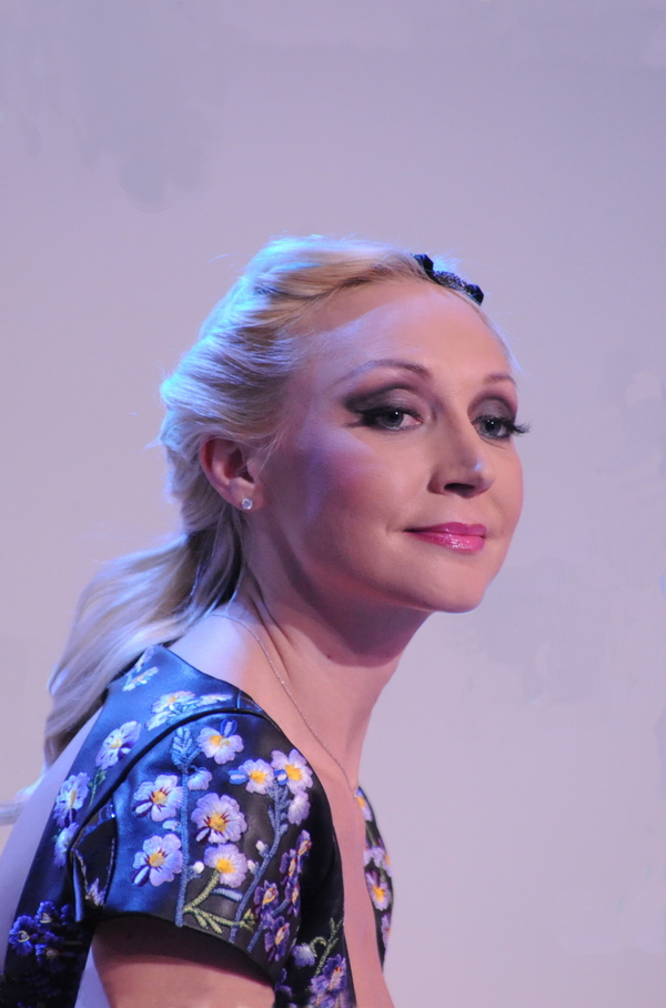 Кристина Орбакайте рассказала о детях, муже, маме