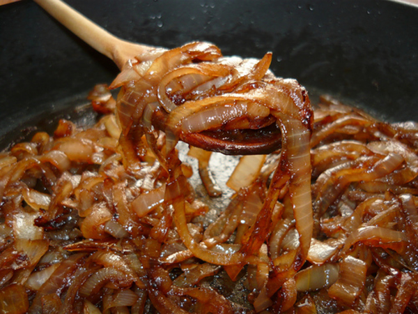 Как приготовить карамелизированный лук (ВИДЕО)