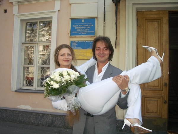 Лада Лузина поделилась секретами семейного счастья