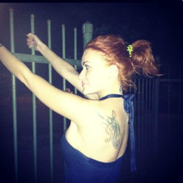 Замужняя Слава из неАнгелов удивила всех формой груди