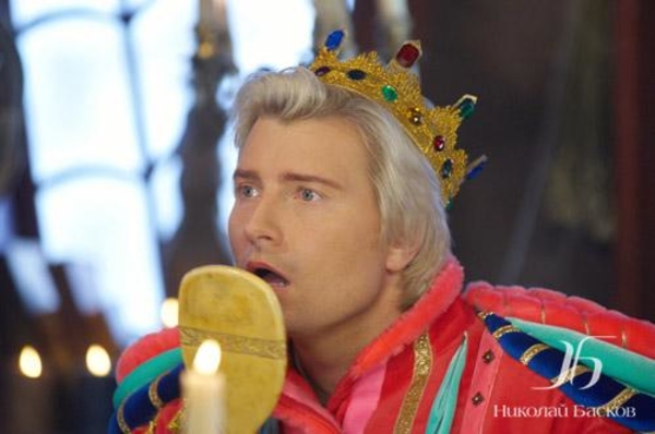 Николая Баскова уволили из театра за систематические прогулы