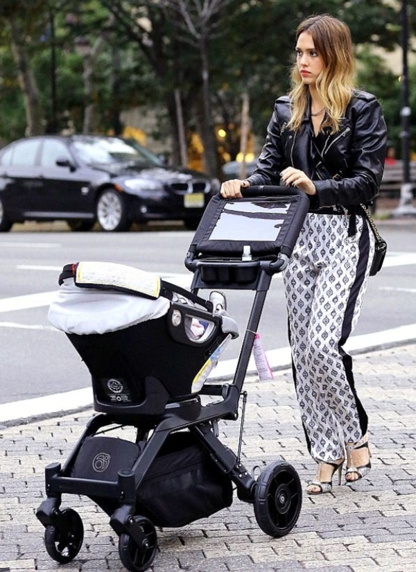 Look дня: Джессика Альба