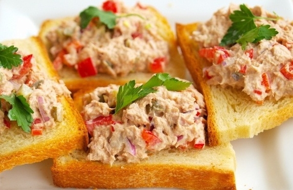 Салат из тунца: ТОП-5 рецептов