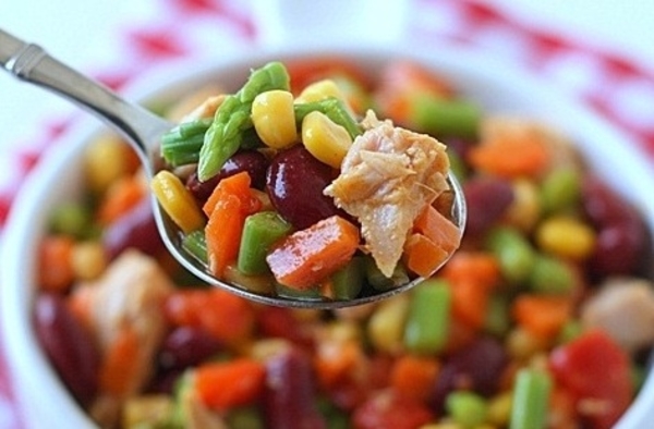 Салат из тунца: ТОП-5 рецептов