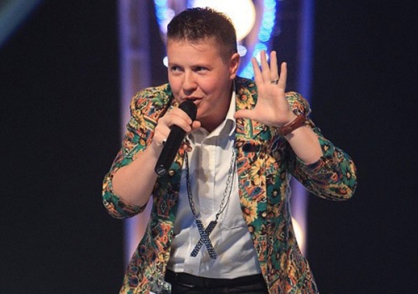 Х-фактор 3: Зал начал аплодировать стоя еще до выступления участника