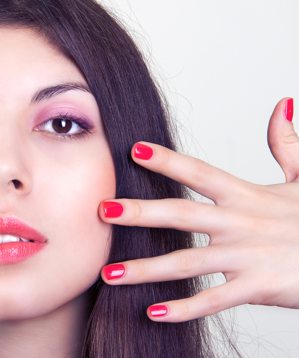 Как сделать маникюр в домашних условиях