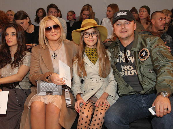 Сын, внучка и невестка Софии Ротару посетили Неделю моды