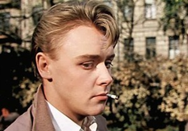 Умер известный актер и телеведущий Кирилл Столяров