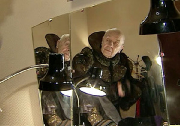 Актера Броневого готовят к транспортировке в Москву