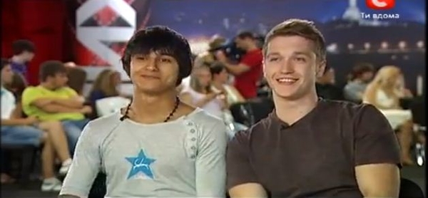 Х-фактор 3: Парни из Сум покорили всех девушек  до выхода на сцену