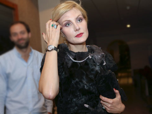 Литвинова вышла в свет в наряде, украшенном крысами