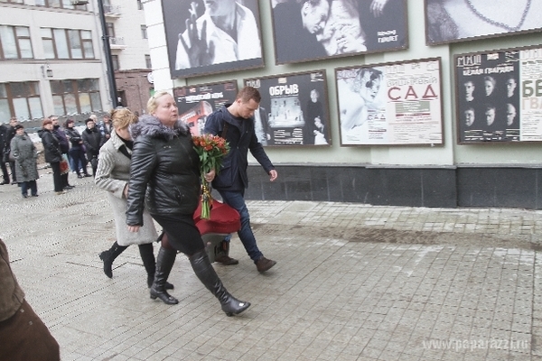 Светлана Пермякова повсюду ходит с 3-месячной дочкой