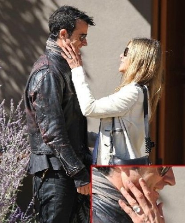 Дженнифер Энистон пригласила на свадьбу мать Брэда Питта