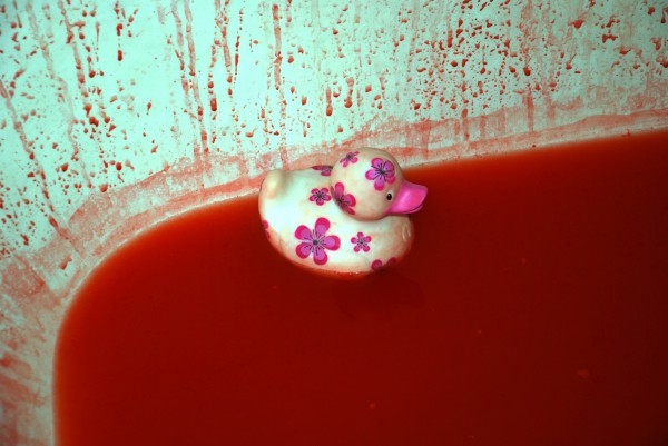 Ванная на Хэллоуин: Гости будут в ужасе! (ВИДЕО)