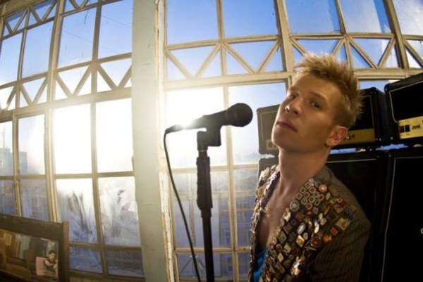 Иван Дорн живет в гражданском браке с подругой детства – СМИ