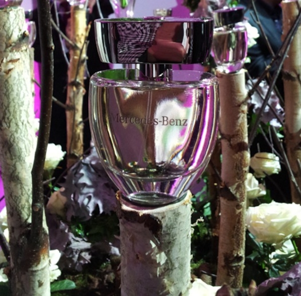 Mercedes-Benz презентовал свой первый женский аромат