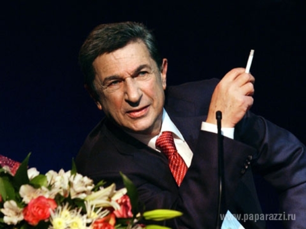 Ефремова хотят уволить из программы Жди меня – он не смог заменить Квашу