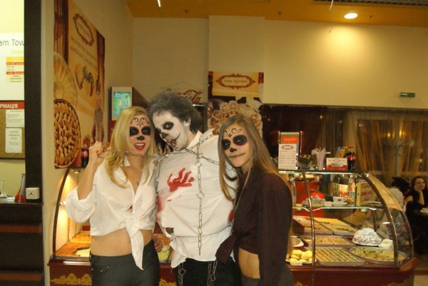 Победители конкурса Самый креативный хэллоуинский костюм