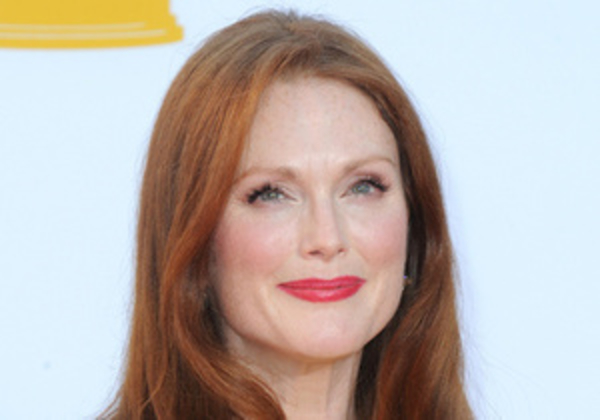 Джулианна Мур стала лицом LOreal