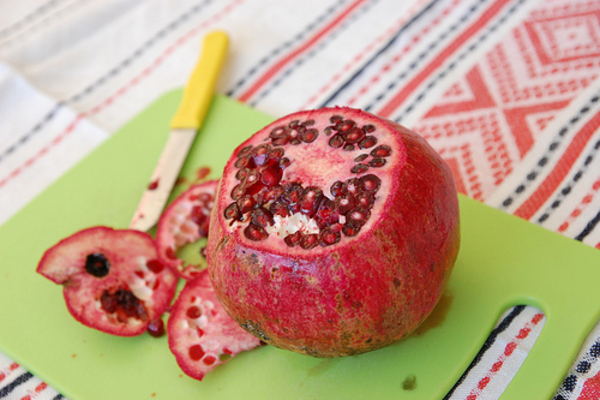 Как правильно почистить гранат