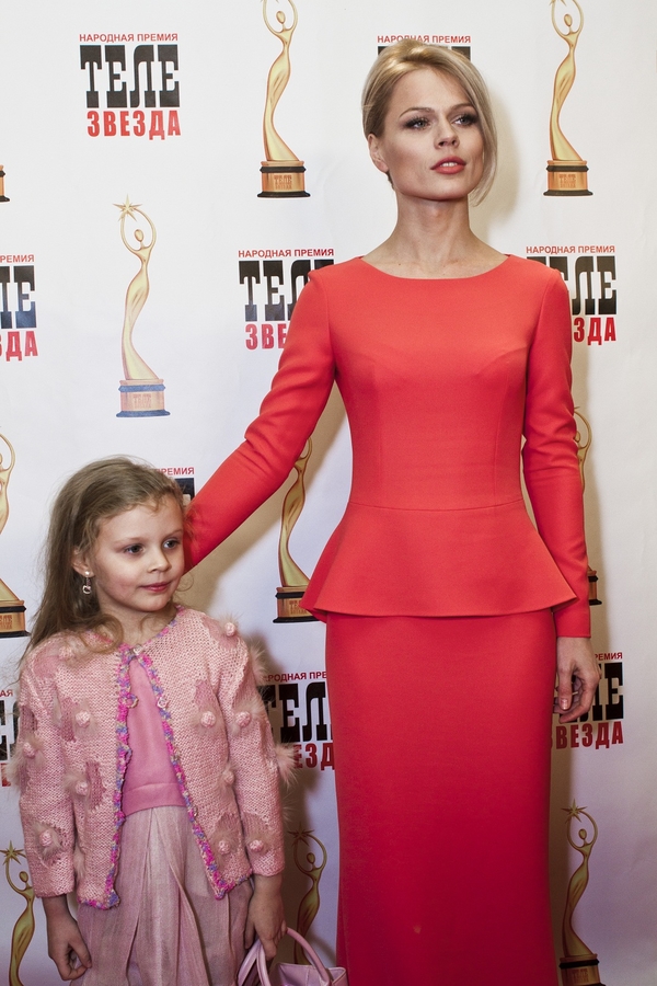 Фреймут: У дочери сложный характер, а я общаюсь со всеми бывшими