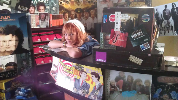 TARABAROVA презентовала клип на песню Музыка