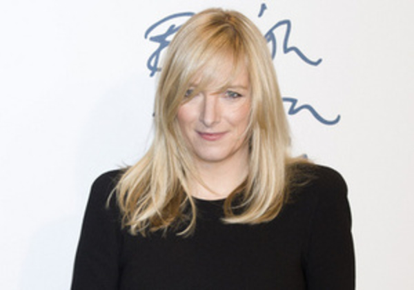 Автор свадебного платья Кейт Мидлтон признана Лучшим дизайнером года