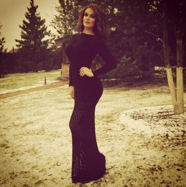 Алена Водонаева готовится к пластике груди