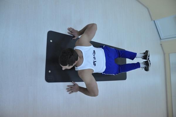 10 простых упражнений для идеальной фигуры (ФОТО)