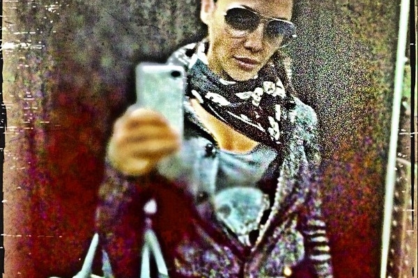 Instagram Санты Димопулос