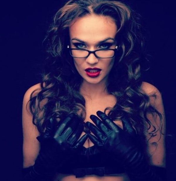 Алена Водонаева ради работы переезжает в Америку