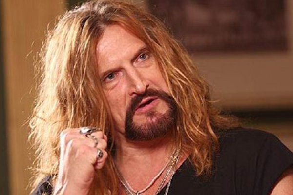 Никита Джигурда в килте танцевал на Красной площади Gangnam Style