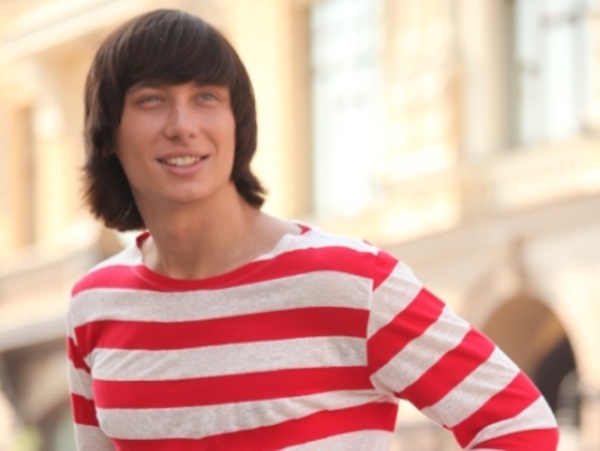 Участник Х-фактора Дима Скалозубов презентовал клип Небо