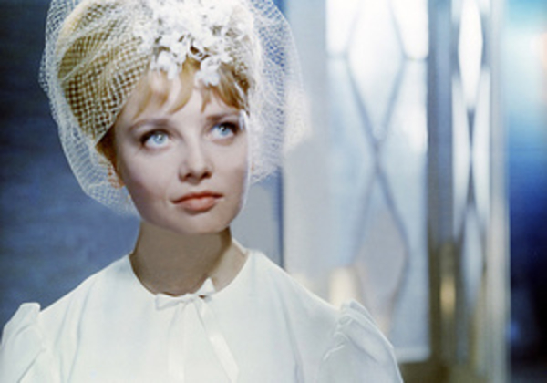 Актриса Наталья Кустинская вышла из комы