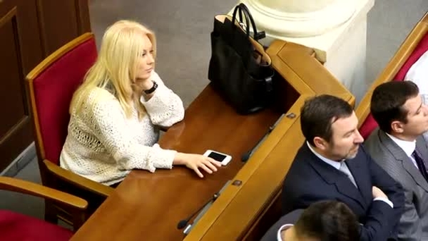 Регионалка Тая Повалий стучит в Раде в такт оппозиции