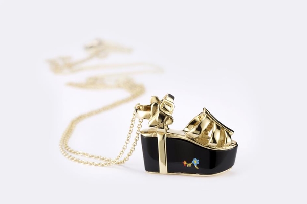 facebook.com - SalvatoreFerragamo