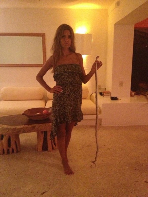 В дом Виктории Бони заползла змея