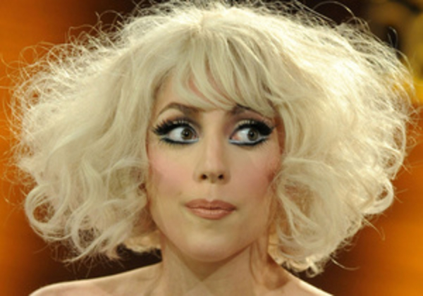 Петербургская прокуратура проверит Lady GaGa на пропаганду гомосексуализма