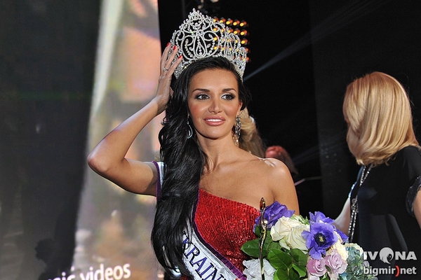 В Киеве выбрали самую красивую замужнюю украинку