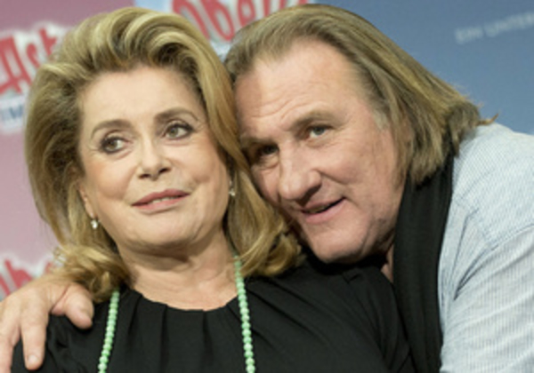 Катрин Денев защищает решение Депардье об эмиграции