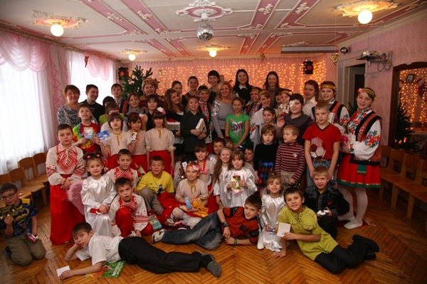 Святой Николай посетил детский дом Пролиски